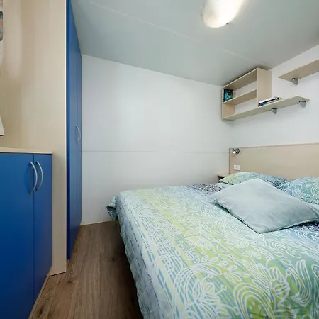 Albatross Mobile Homes On Bijela Uvala Mugeba