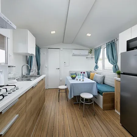 Albatross Mobile Homes On Bijela Uvala Mugeba