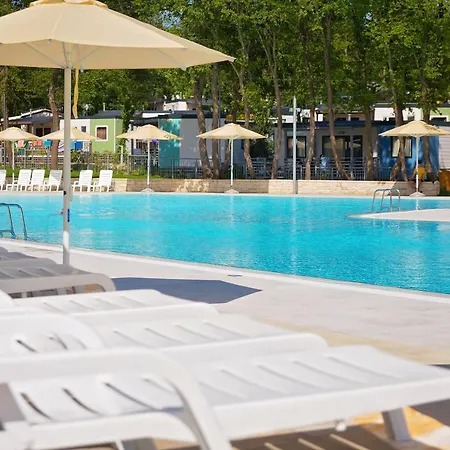 Albatross Mobile Homes On Bijela Uvala 4* Mugeba